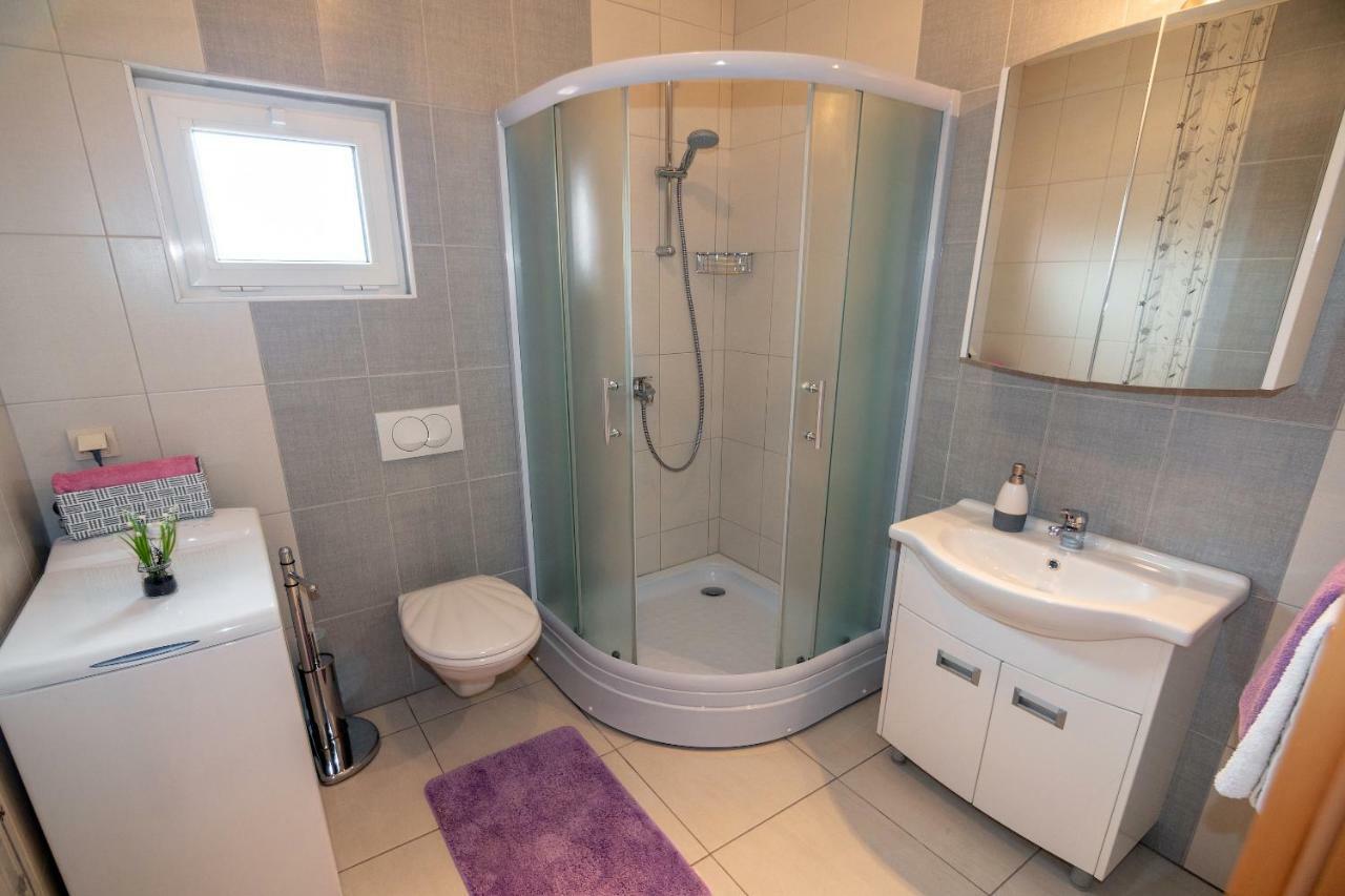 Apartmani Ivan Lopar Extérieur photo