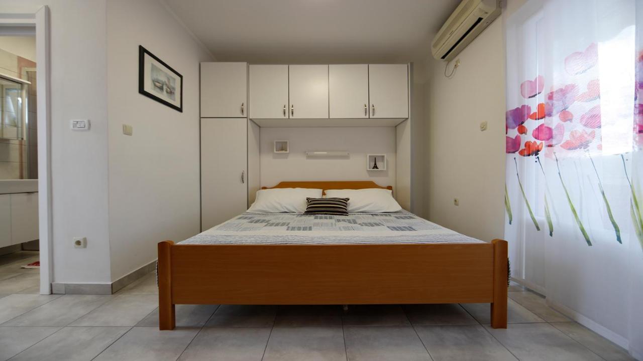Apartmani Ivan Lopar Extérieur photo